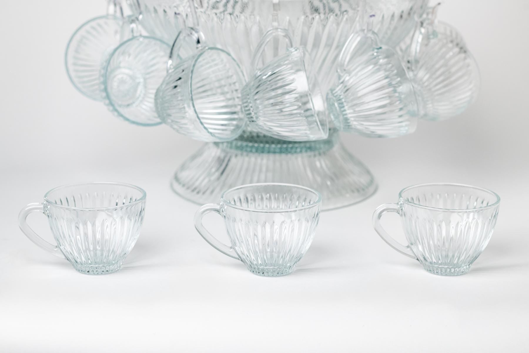Rippled Punch Bowl with 12 Cups