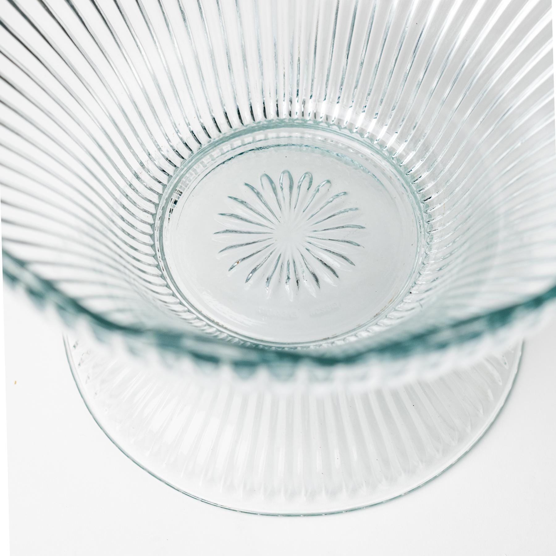 Rippled Punch Bowl with 12 Cups
